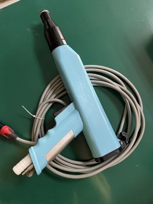 Напряжение 110V/220V робот покрытия порошковым покрытием для гладкого и точного распыления